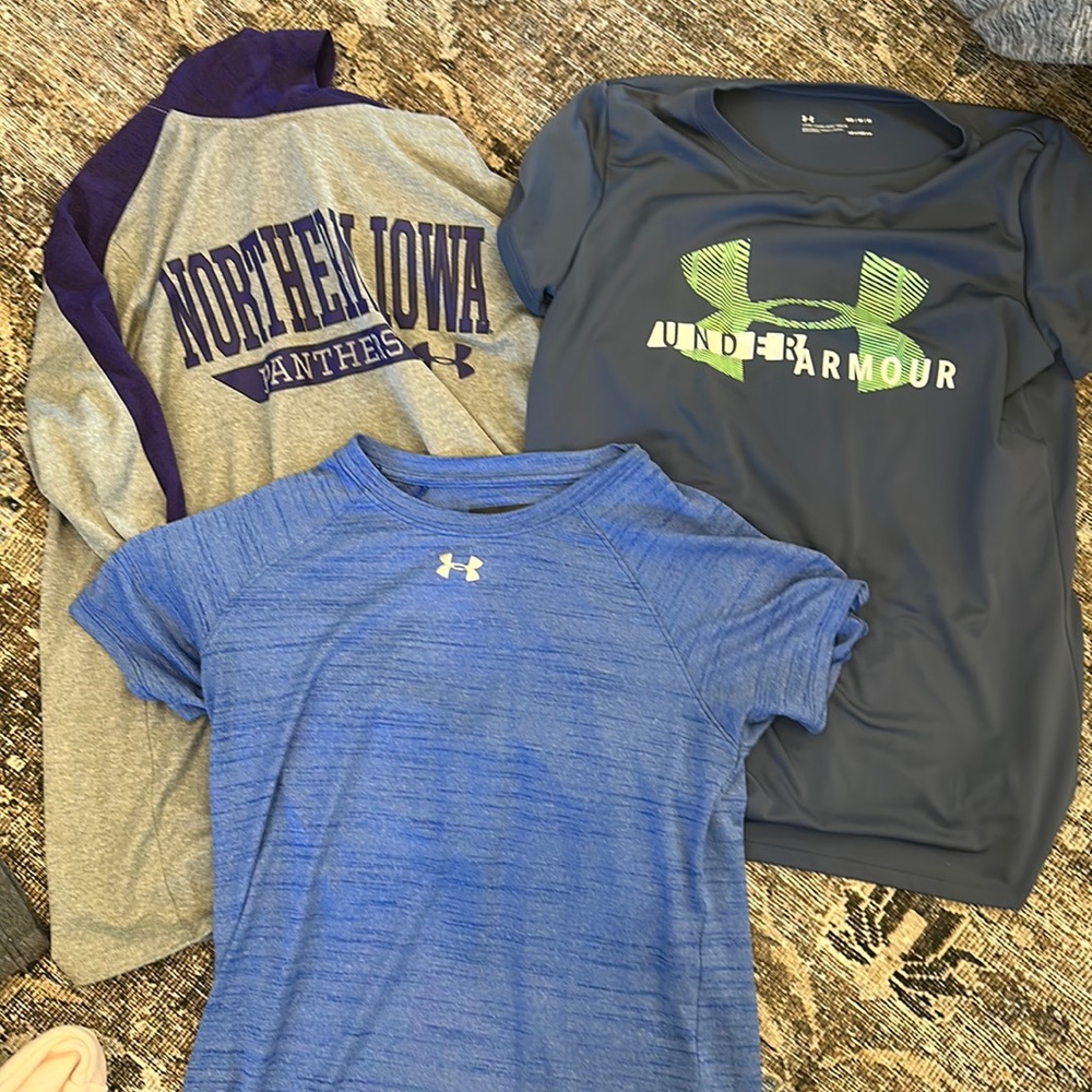 Set of 3 Under Armour Athletic material shorts